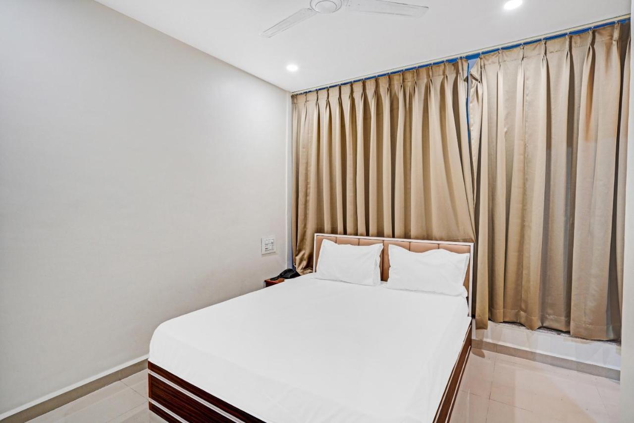 Collection O 83775 Hotel 4King Сурат Экстерьер фото